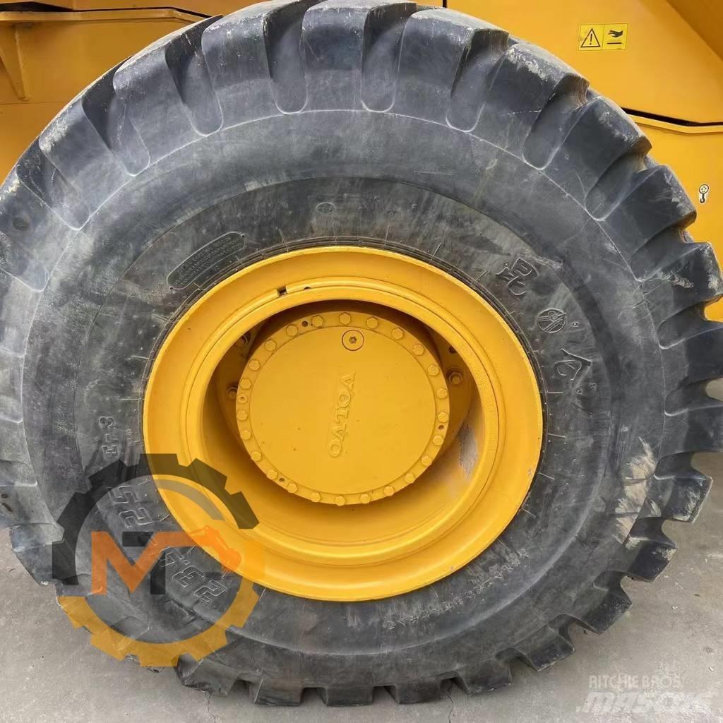 Volvo L 105 Фронтальні навантажувачі