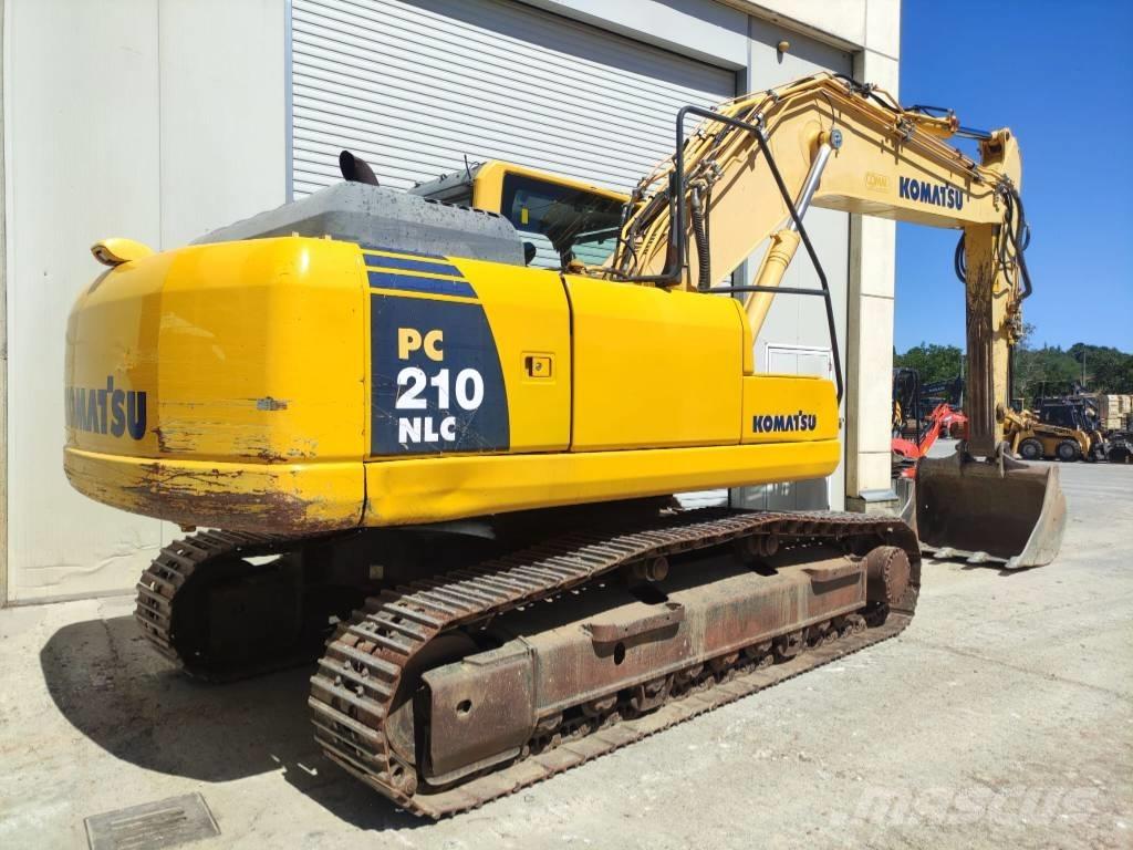 Komatsu PC 210 NLC-8 Гусеничні екскаватори
