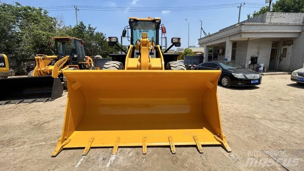 SDLG LG 956 L Фронтальні навантажувачі