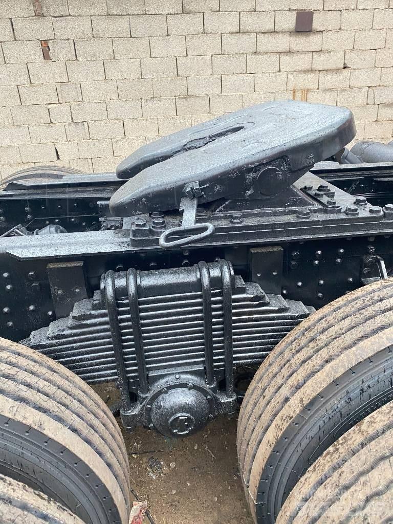 Shacman F3000 6X4 Тягачі