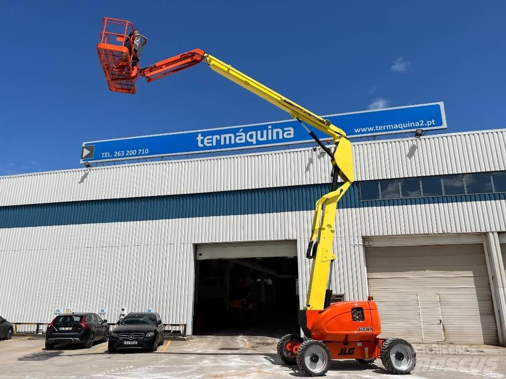 JLG 600 AJ Колінчаті підйомники