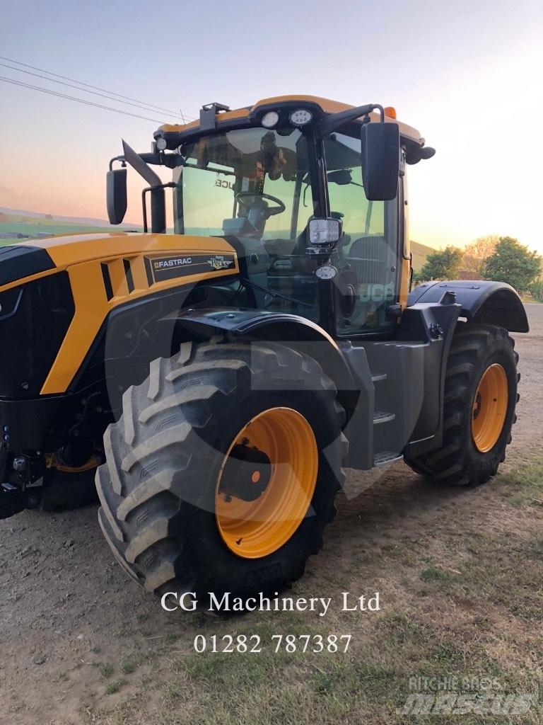 JCB Fastrac 4220 Трактори