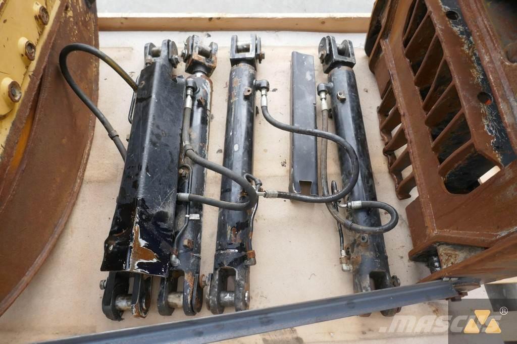 CAT 525D Grapple Транспорт - Інші