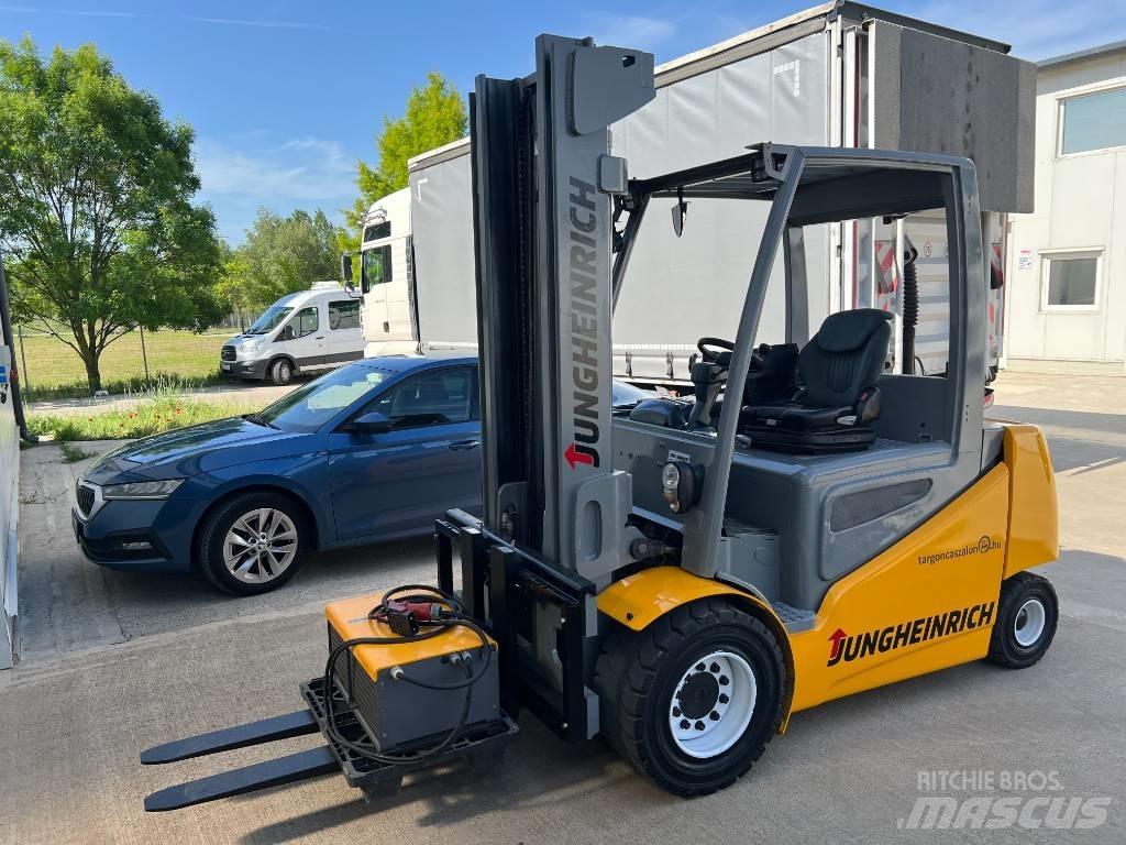 Jungheinrich EFG 540 Електронавантажувачі