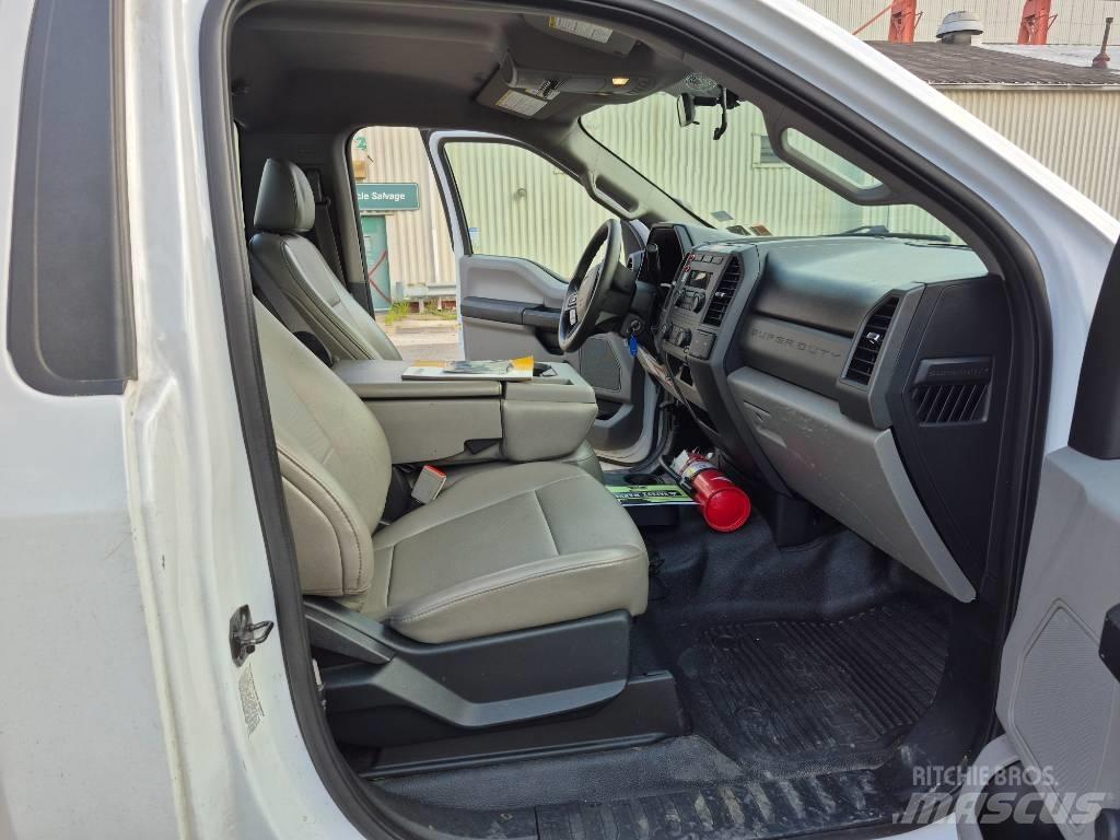 Ford F 450 Вантажівки-платформи/бокове розвантаження
