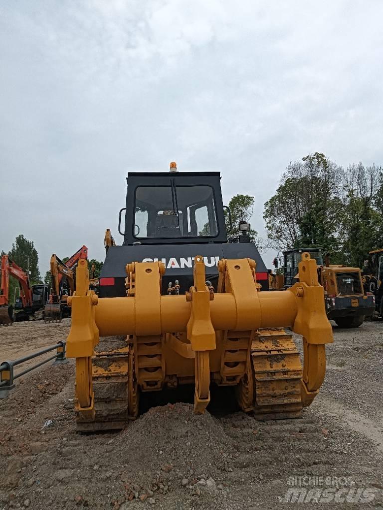 Shantui SD 22 Гусеничні бульдозери