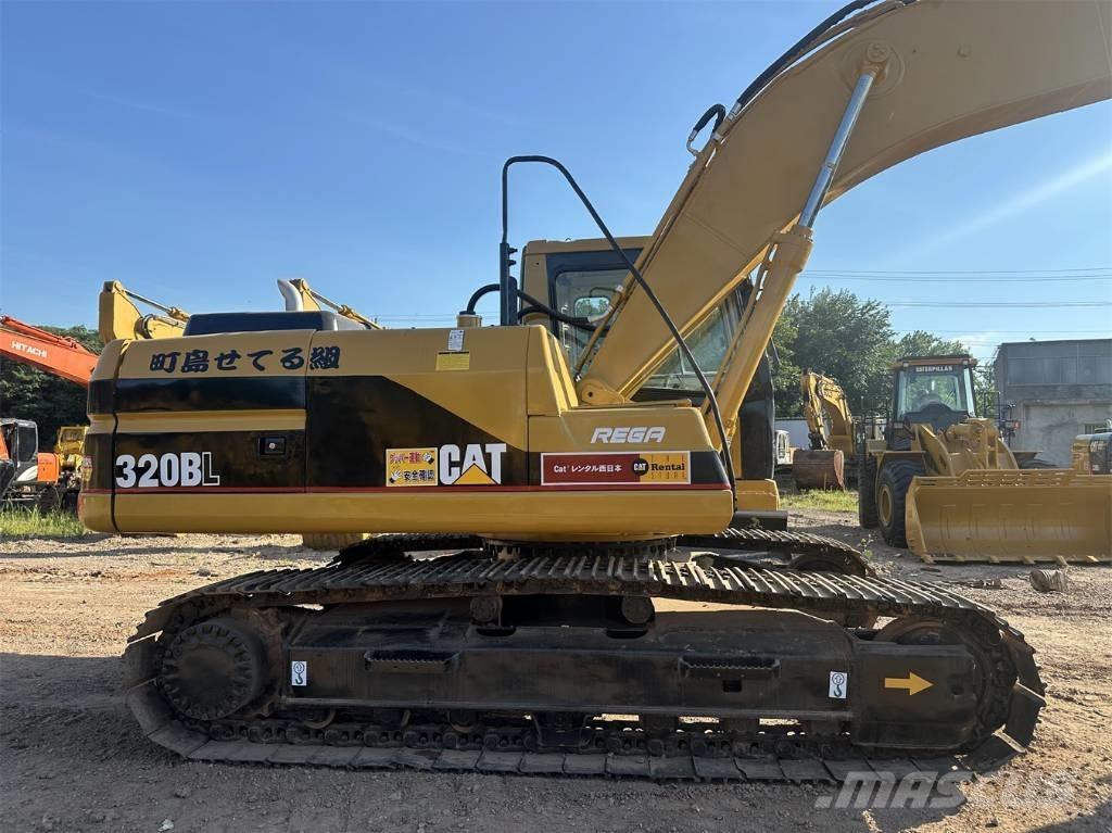 CAT 320 B Гусеничні екскаватори