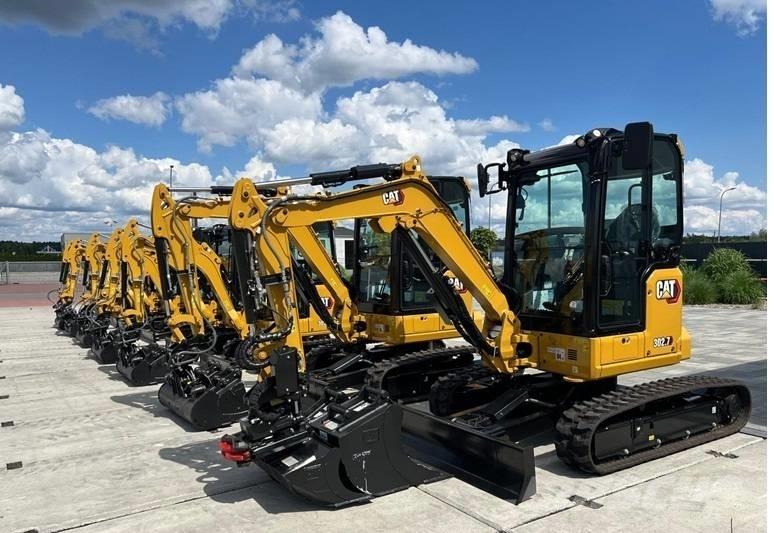 CAT 302.7 CR Міні-екскаватори < 7т