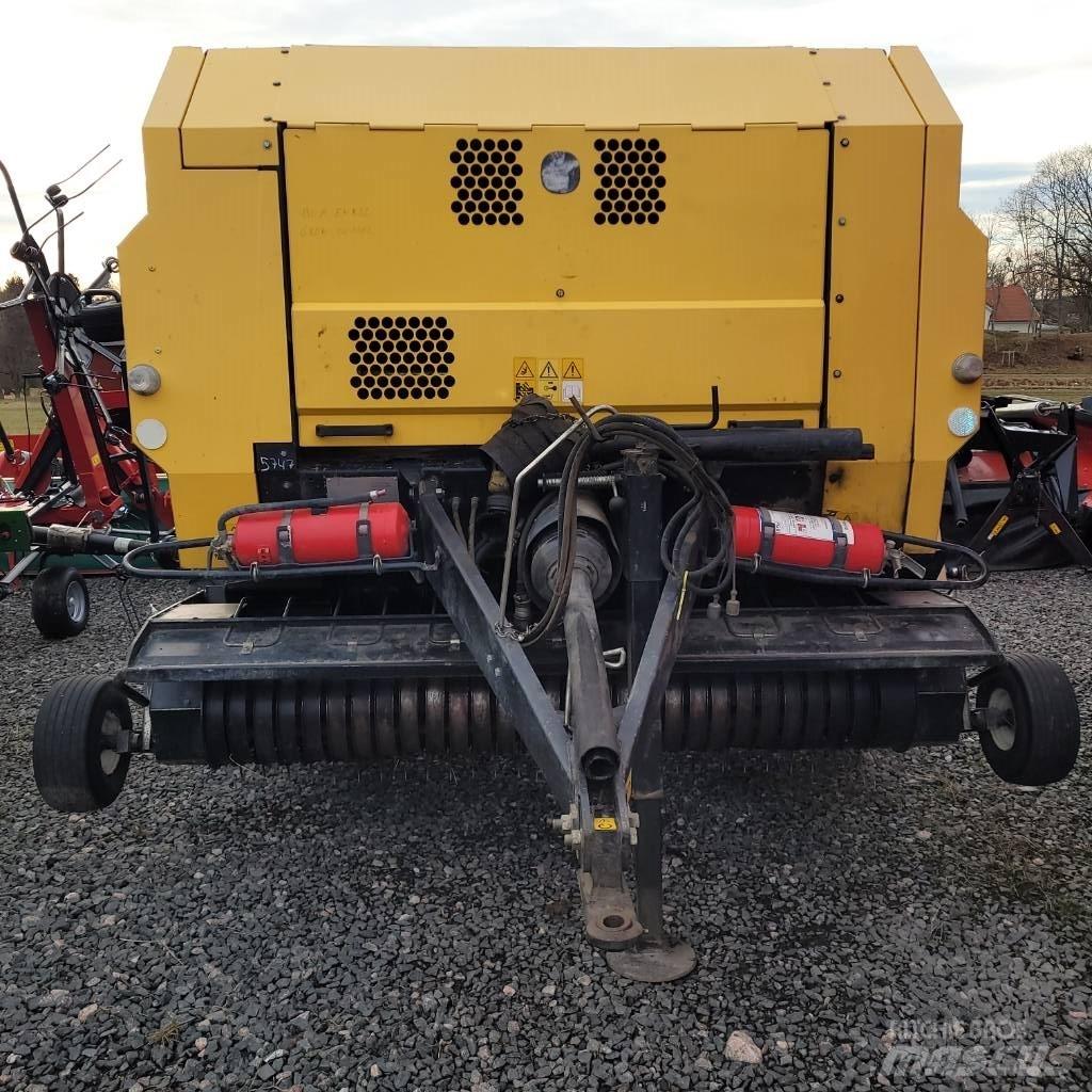 New Holland BR 6090 Рулонні прес-підбирачі