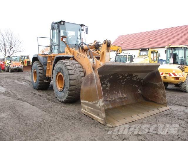 CASE 921 E  721 821 Фронтальні навантажувачі