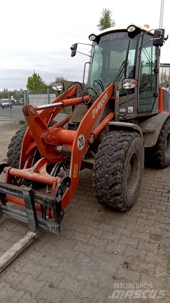 Atlas Weycor AR440 Фронтальні навантажувачі