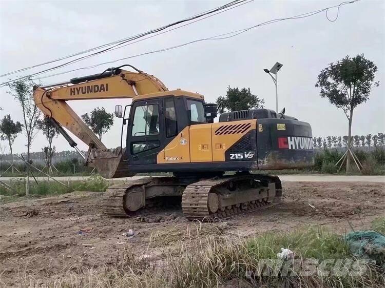 Hyundai R215VS Гусеничні екскаватори