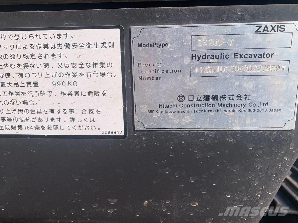 Hitachi Zaxis 200 LC Гусеничні екскаватори