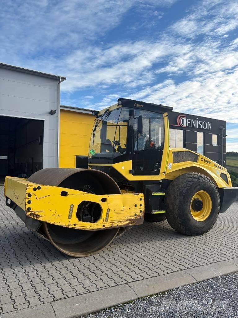 Bomag BW 213 Грунтові котки
