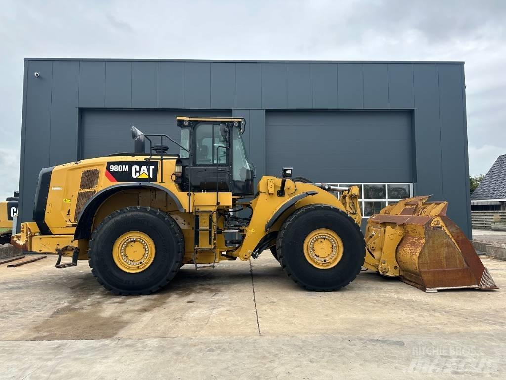 CAT 980 M Фронтальні навантажувачі