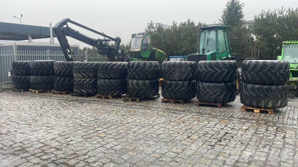 Nokian 710/45-26.5 Шини