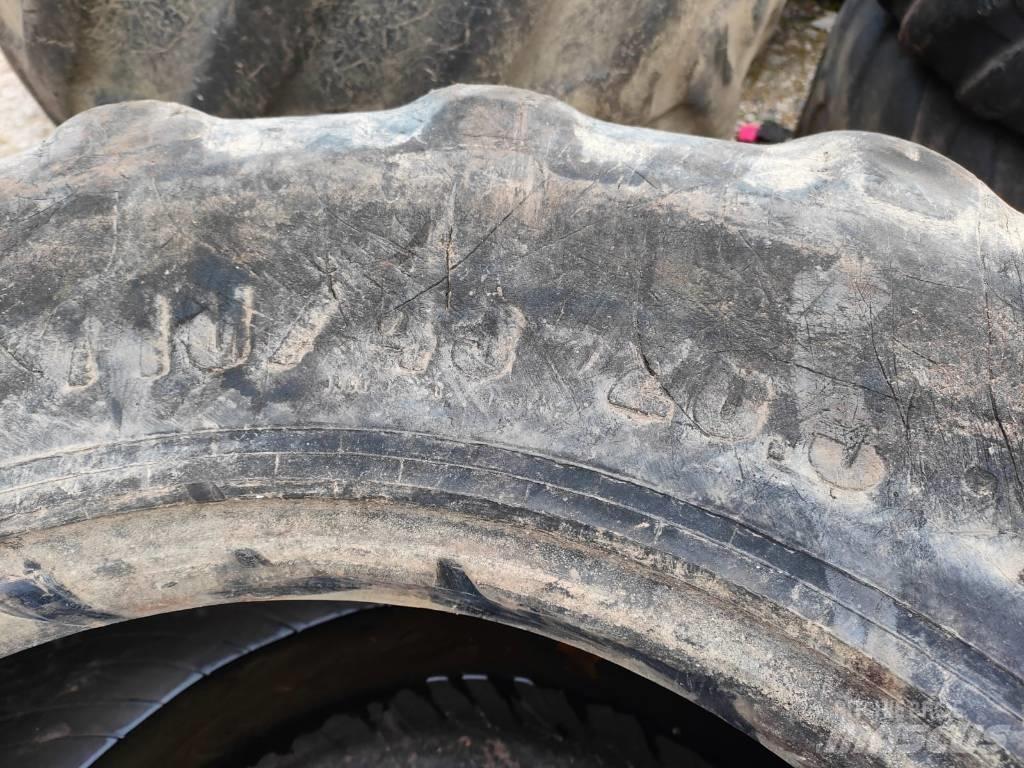 Nokian 710/45R26,5 Шини