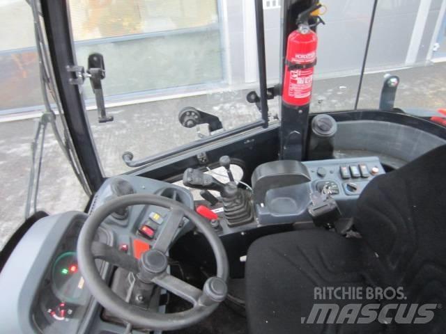 Kubota R 065 Фронтальні навантажувачі