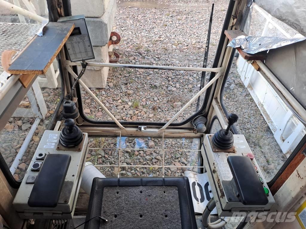 Liebherr 71 EC Баштові крани