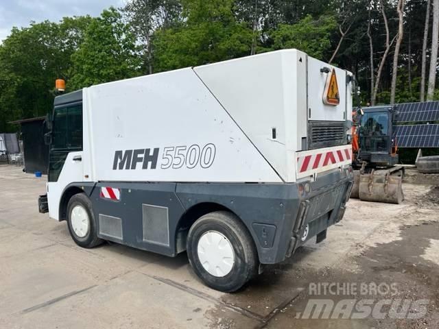 Schmidt MFH 5500 Підмітальні машини