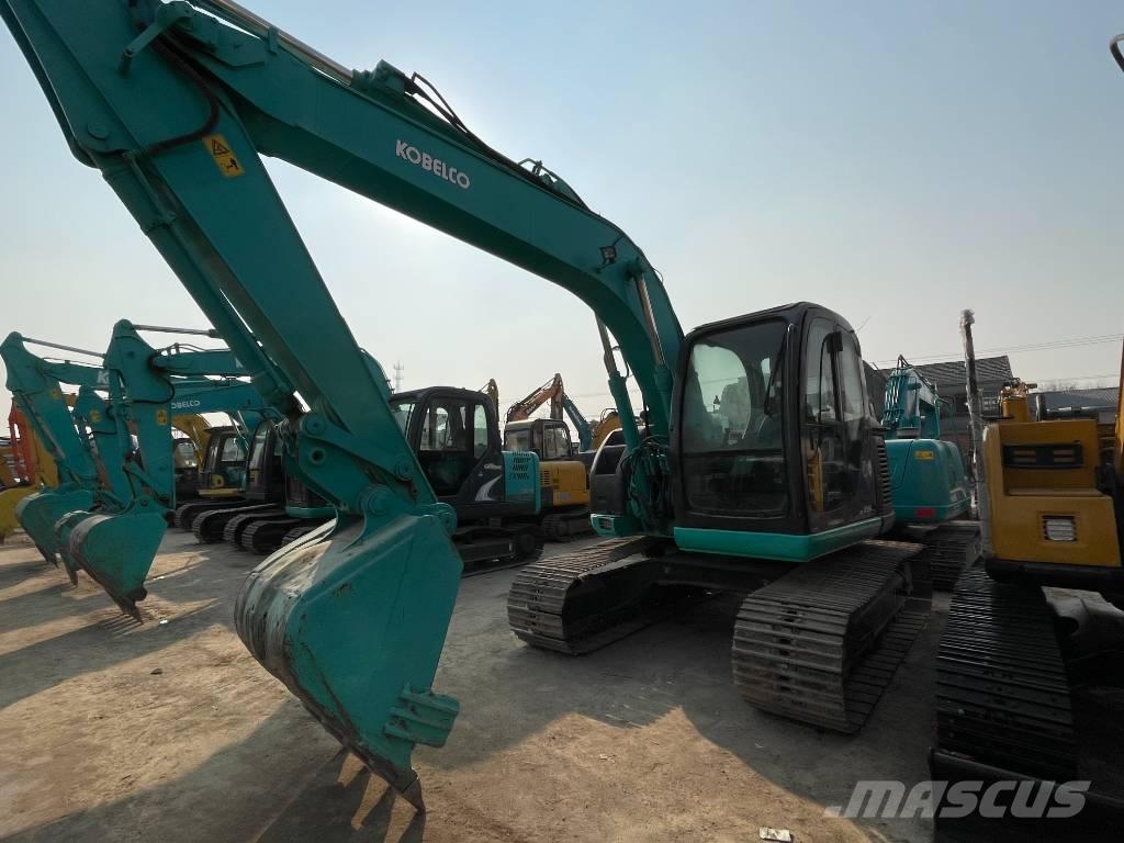Kobelco SK 135 Гусеничні екскаватори