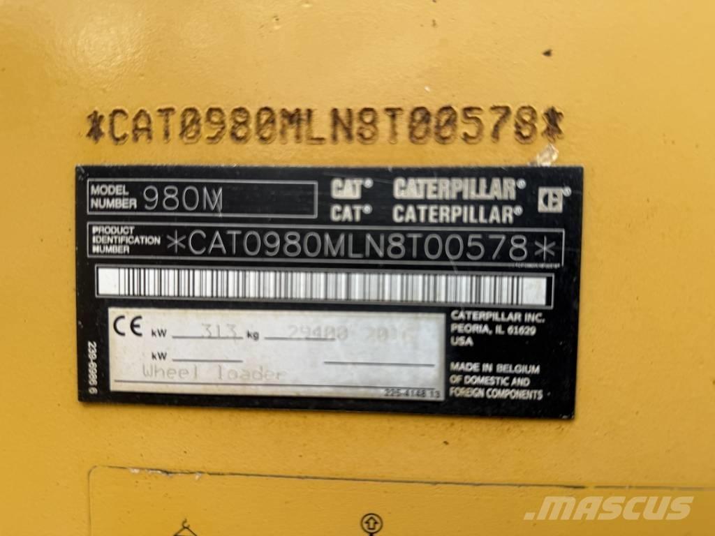 CAT 980M Фронтальні навантажувачі