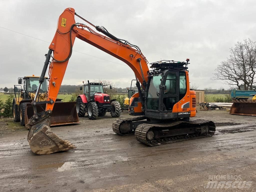 Doosan DX 140 LCR-5 Гусеничні екскаватори