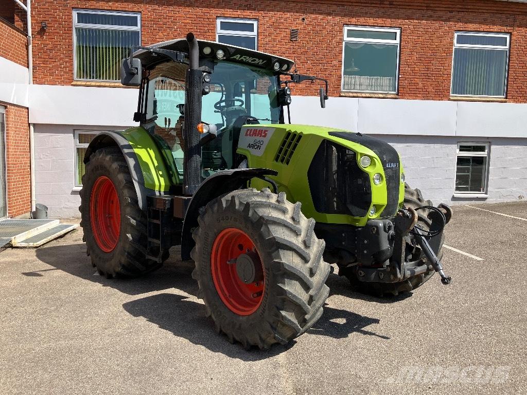 CLAAS Arion 640 CIS+ Трактори