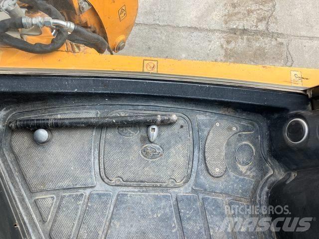 JCB 4CX AEC Екскаватори-навантажувачі