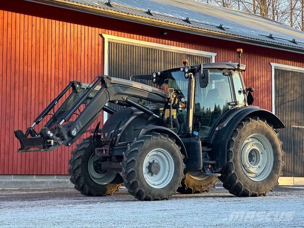 Valtra N 135 Active Трактори