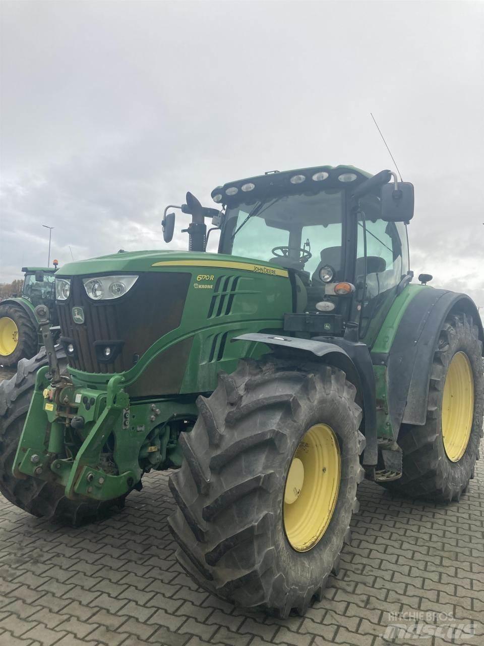 John Deere 6170R Трактори