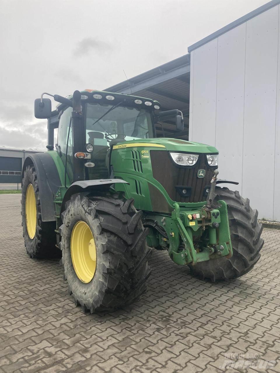 John Deere 6170R Трактори