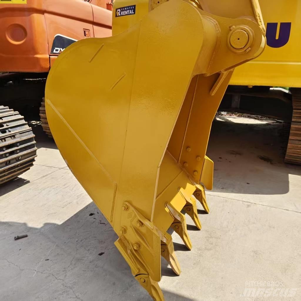 CAT 320 D Гусеничні екскаватори