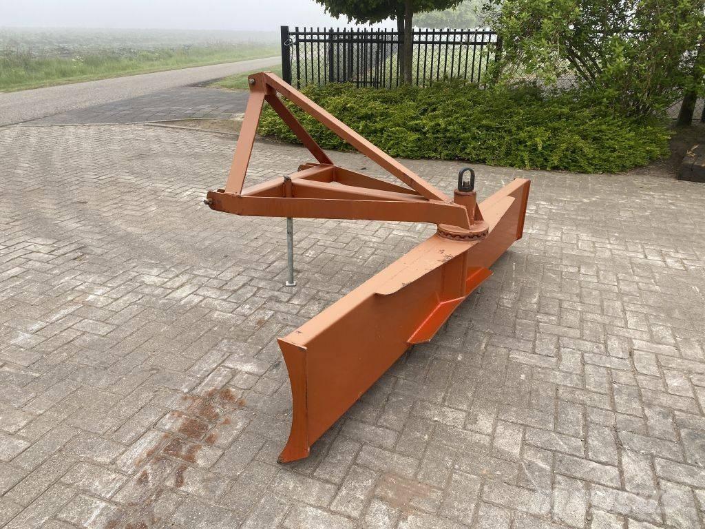  Grondschuif 2.5 M Дорожні праски