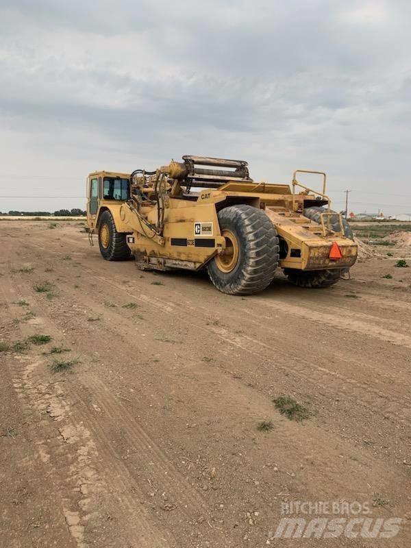 CAT 623E Скрепери