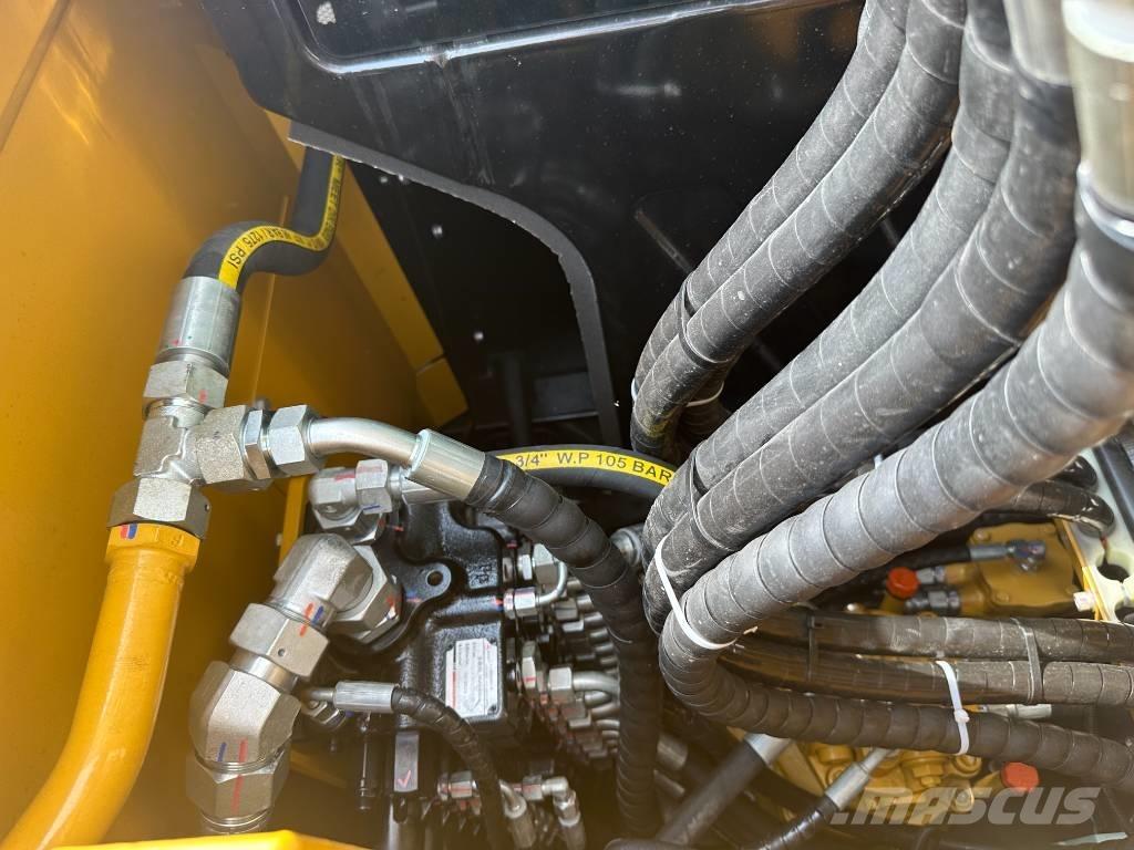 Sany SY75C Гусеничні екскаватори