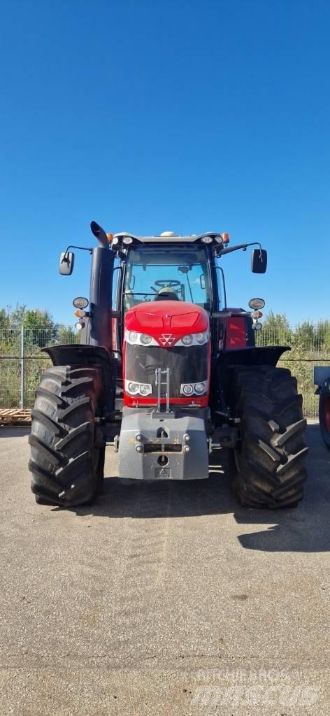 Massey Ferguson 8727 Трактори