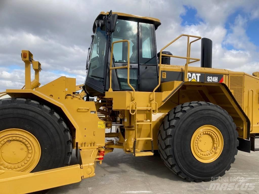 CAT 824 H Колісні бульдозери