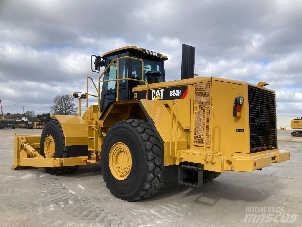 CAT 824 H Колісні бульдозери