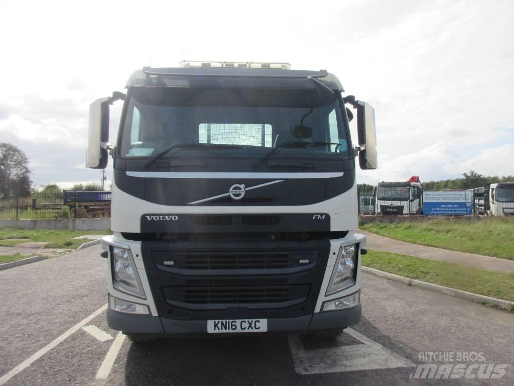 Volvo FM 370 Бортові вантажівки