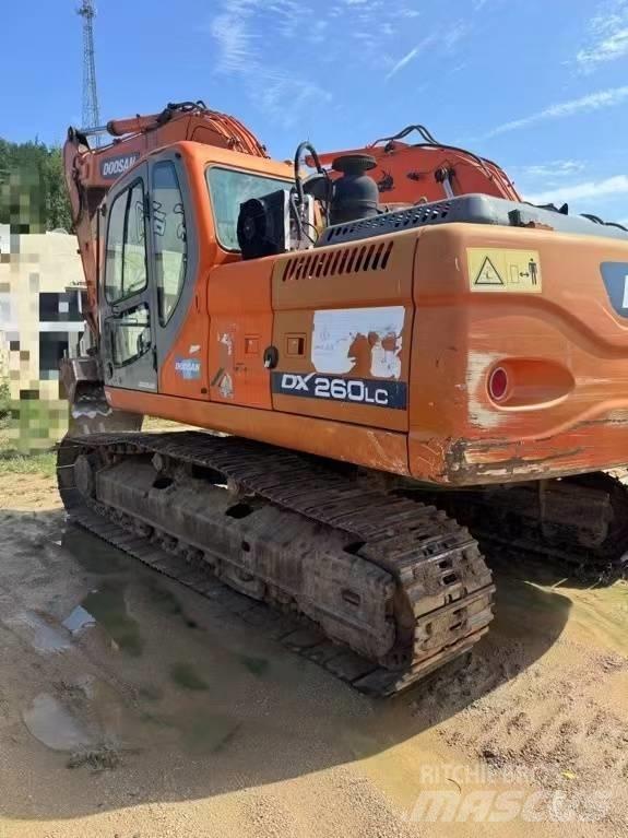 Doosan DX 260LC Гусеничні екскаватори