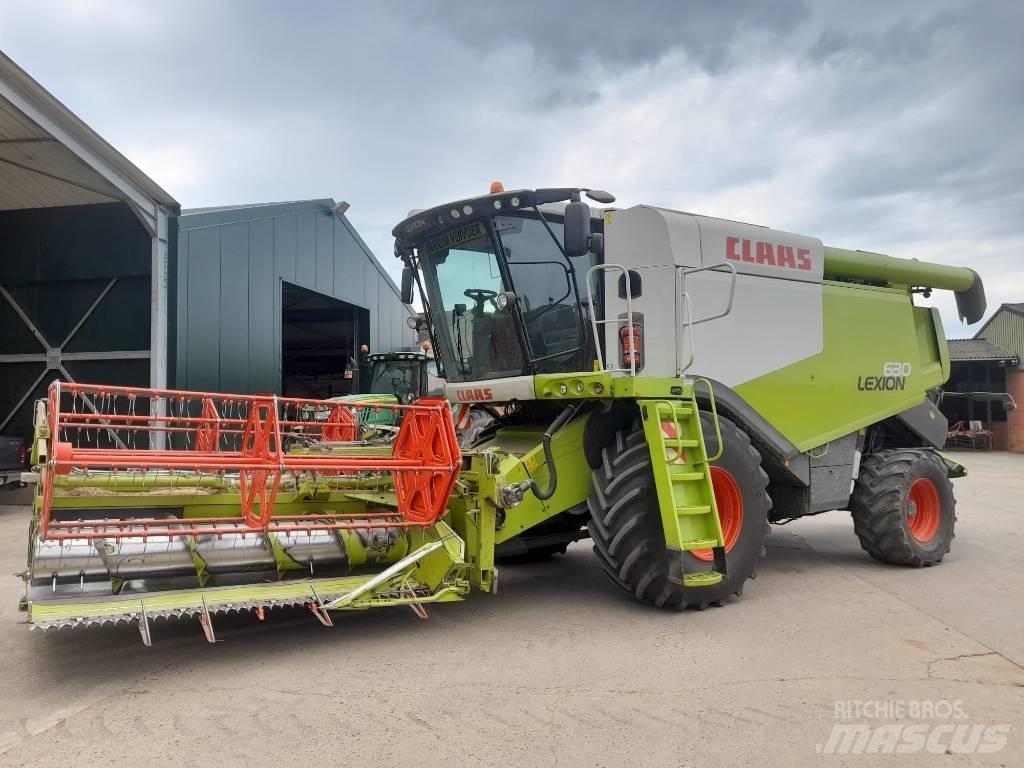 CLAAS Lexion 630 Зернозбиральні комбайни