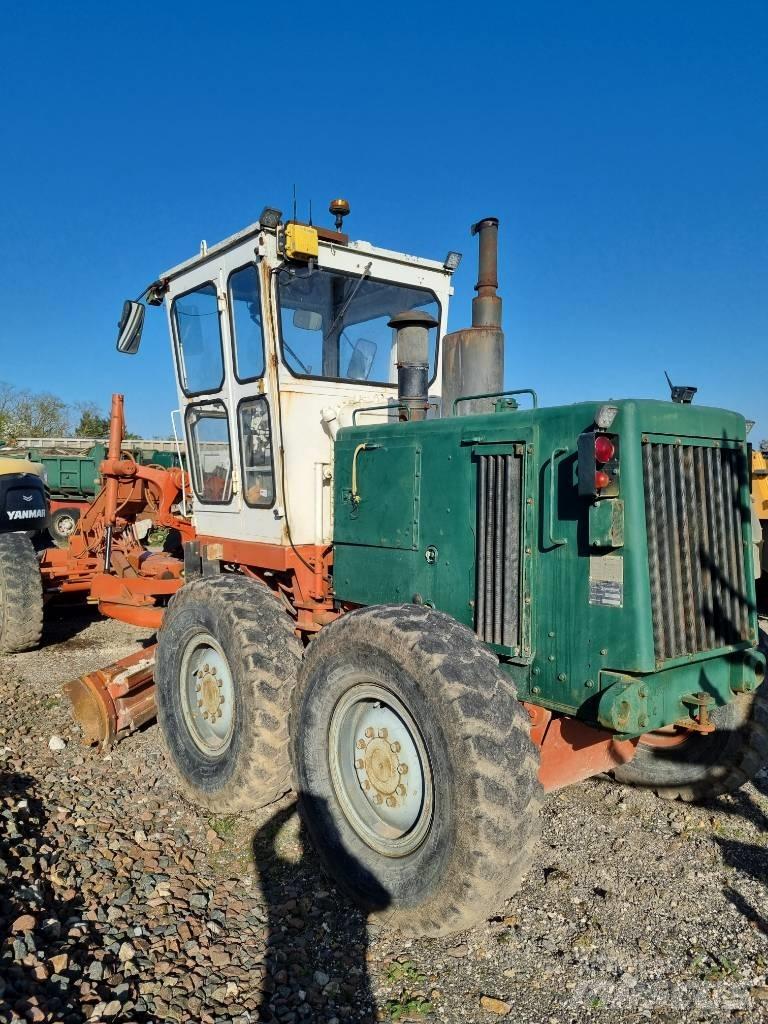 CAT 120 G Грейдери