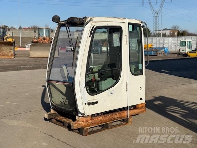 Liebherr A 924 C CAB Кабіна