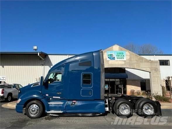 Kenworth T680 Тягачі