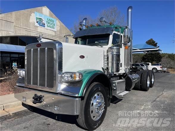 Peterbilt 389 Тягачі