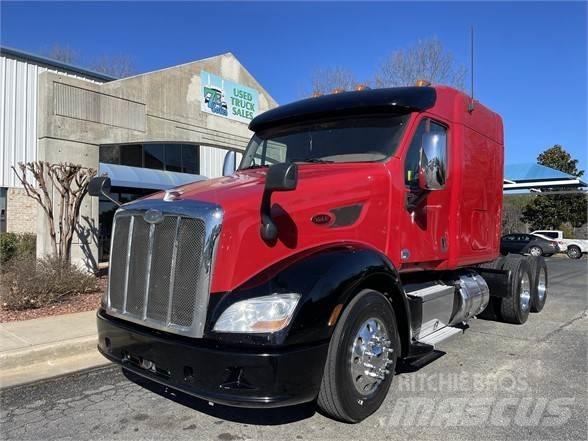 Peterbilt 587 Тягачі