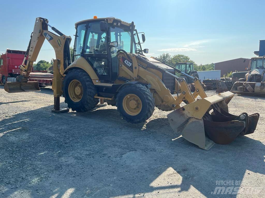  Tractopelle Cat 432F Екскаватори-навантажувачі