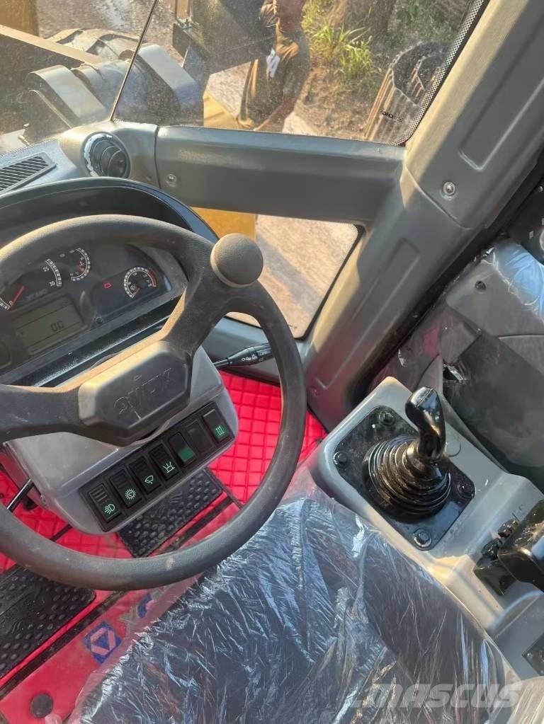 XCMG ZL 50 GN Фронтальні навантажувачі