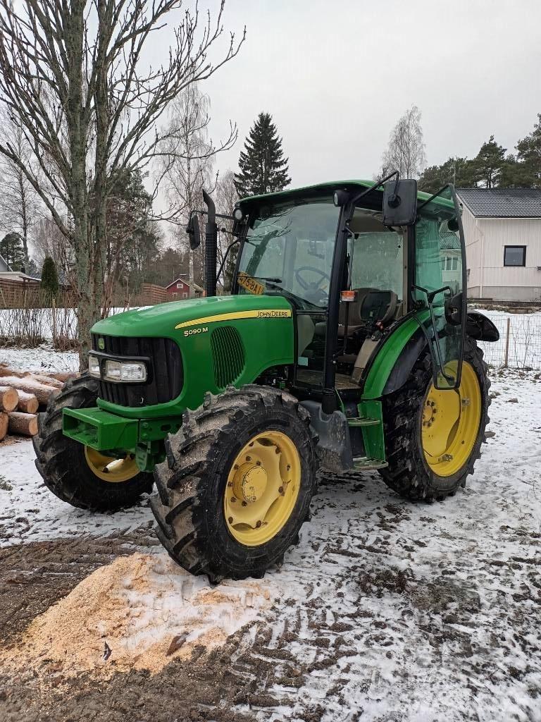 John Deere 5090 M Трактори